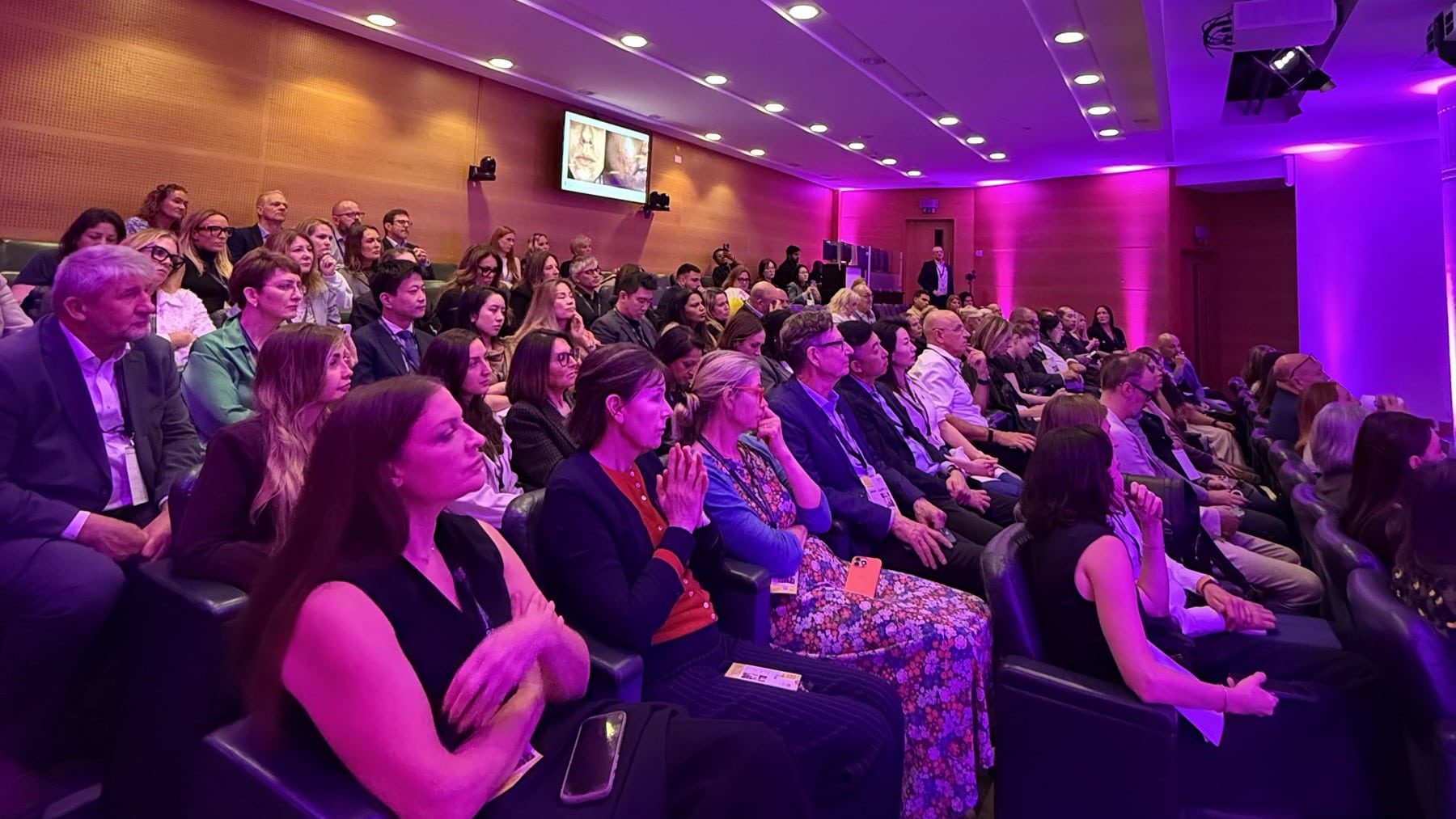 Practitioners in the auditorium at the NeoGen Global Summit in London